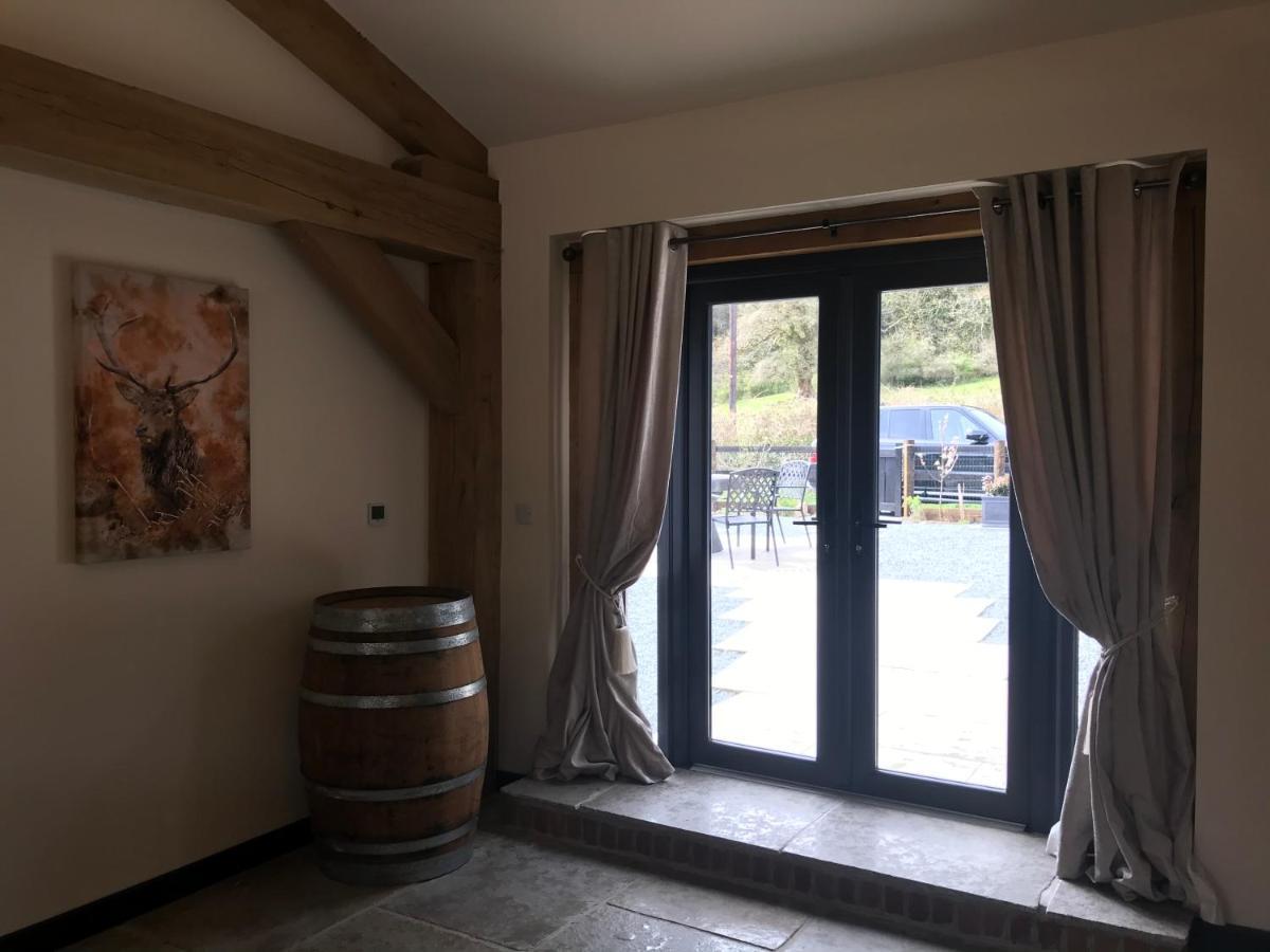 Trelaske Mill Cider Barn-With Hot Tub, Fire Pit Bbq Lewannick Εξωτερικό φωτογραφία