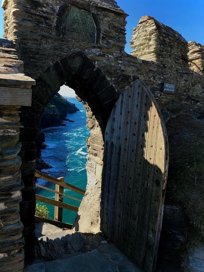 Trelaske Mill Cider Barn-With Hot Tub, Fire Pit Bbq Lewannick Εξωτερικό φωτογραφία